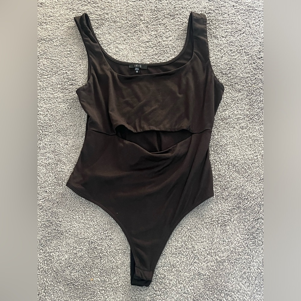 Open stomach black bodysuit